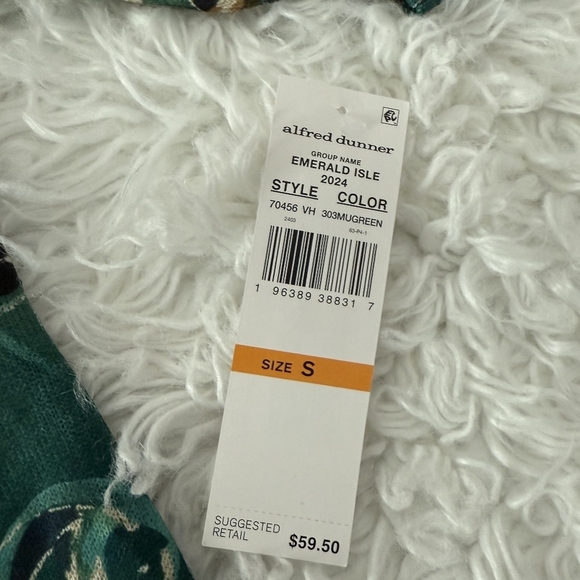 Alfred Dunner Paisley Ombre Top. Size Small. New.Indulge in both style and com - Picture 9 of 9